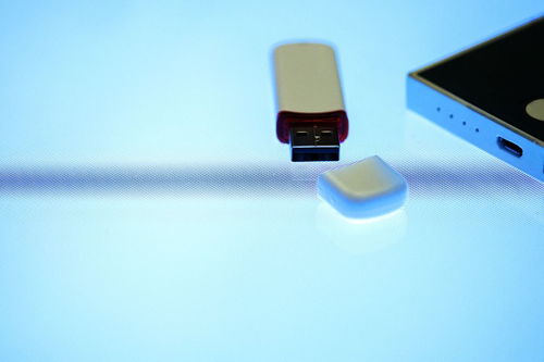 OPPO手机充电慢,用电快,是怎么回事