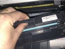 硒鼓在打印机的具体什么位置