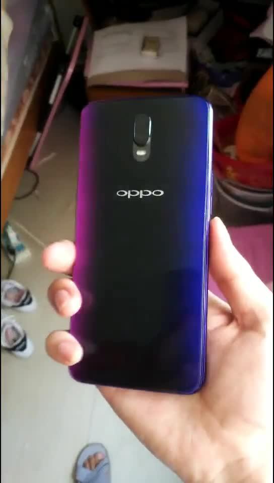 oppo手机卡屏幕动不了怎么办