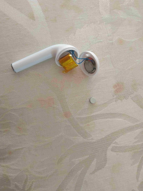 蓝牙耳机磁铁该放哪里