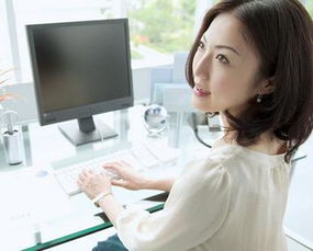 女生学软件开发,以后不做程序员,还可以做什么相关的工作呢