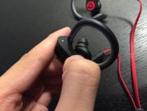 beats solo3 怎么连蓝牙