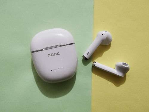 Focal sphear wireless蓝牙耳机如何连接手机