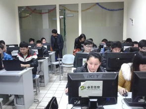 高中毕业的女生学计算机编程能学会吗