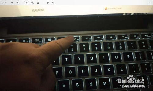 如何打开Mac苹果电脑中键盘的打字机声音