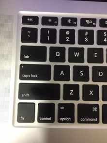 macbookshift是哪个键