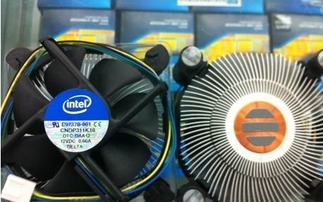 Intel原装散热器高度