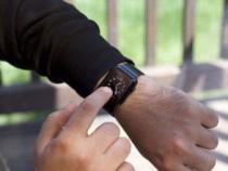 如何启用Apple Watch抬腕唤醒功能