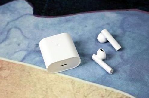 怎么让小米蓝牙耳机可以用来语音唤醒小爱同学