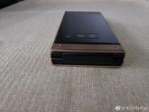 三星翻盖双屏手机怎么开机