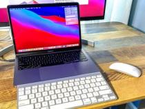 新买的macbook pro的屏幕需要贴膜吗