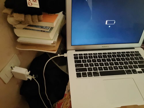苹果电脑充电指示灯不亮是怎么回事