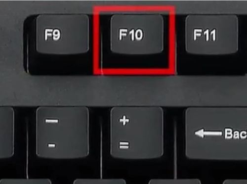 电脑玩游戏键盘有延迟和什么有关系