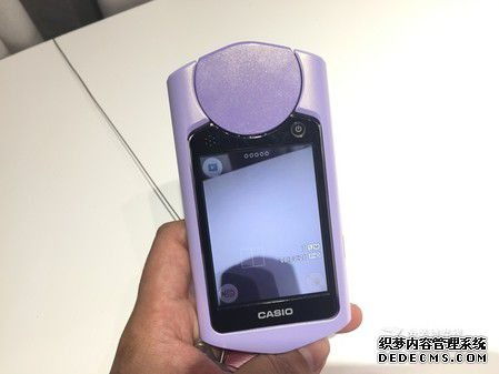 卡西欧tr550为什么拍一次照三张