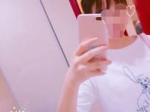 照片下面有个b612是啥意思什么软件
