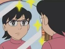 镜子中的自己和原相机中的自己,哪个才是真实的