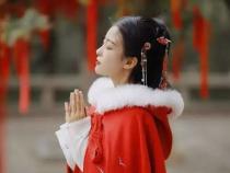 梦见自己穿红色衣服照相