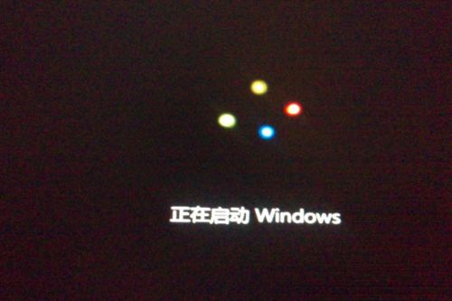 电脑突然嘭的一声,接着无法开机了,为什么